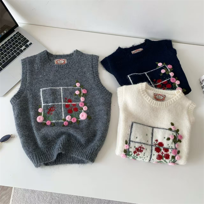 Women 3D Handmade Rose Floral  - Embroidery Rose review and price